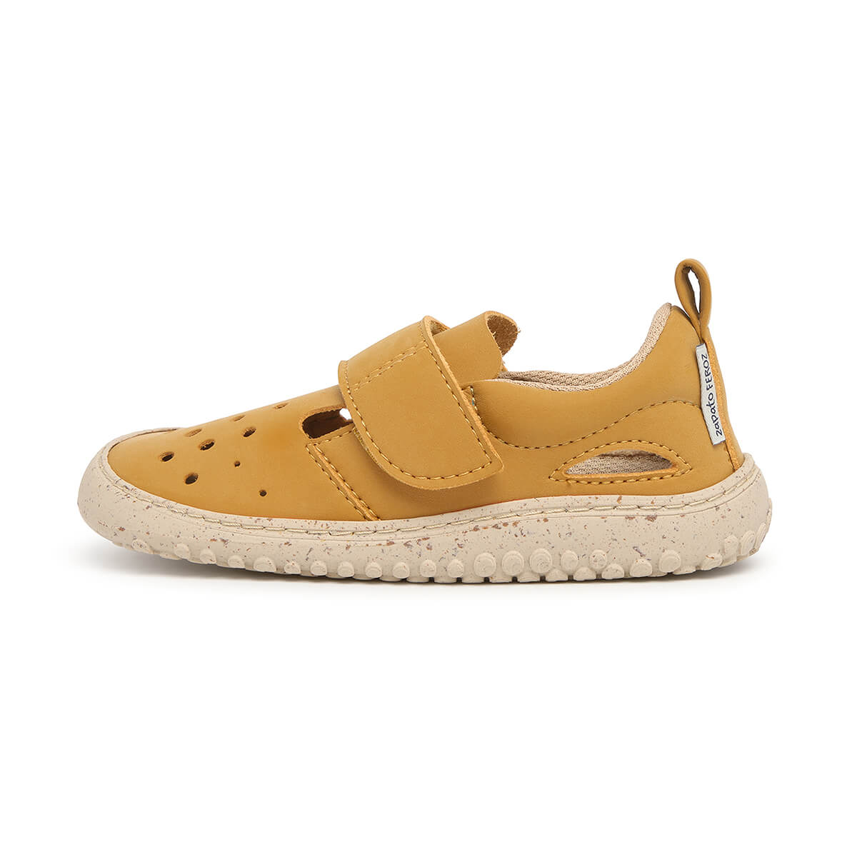 sandalia cerrada barefoot infantil mostaza benisa rocker ss25 01