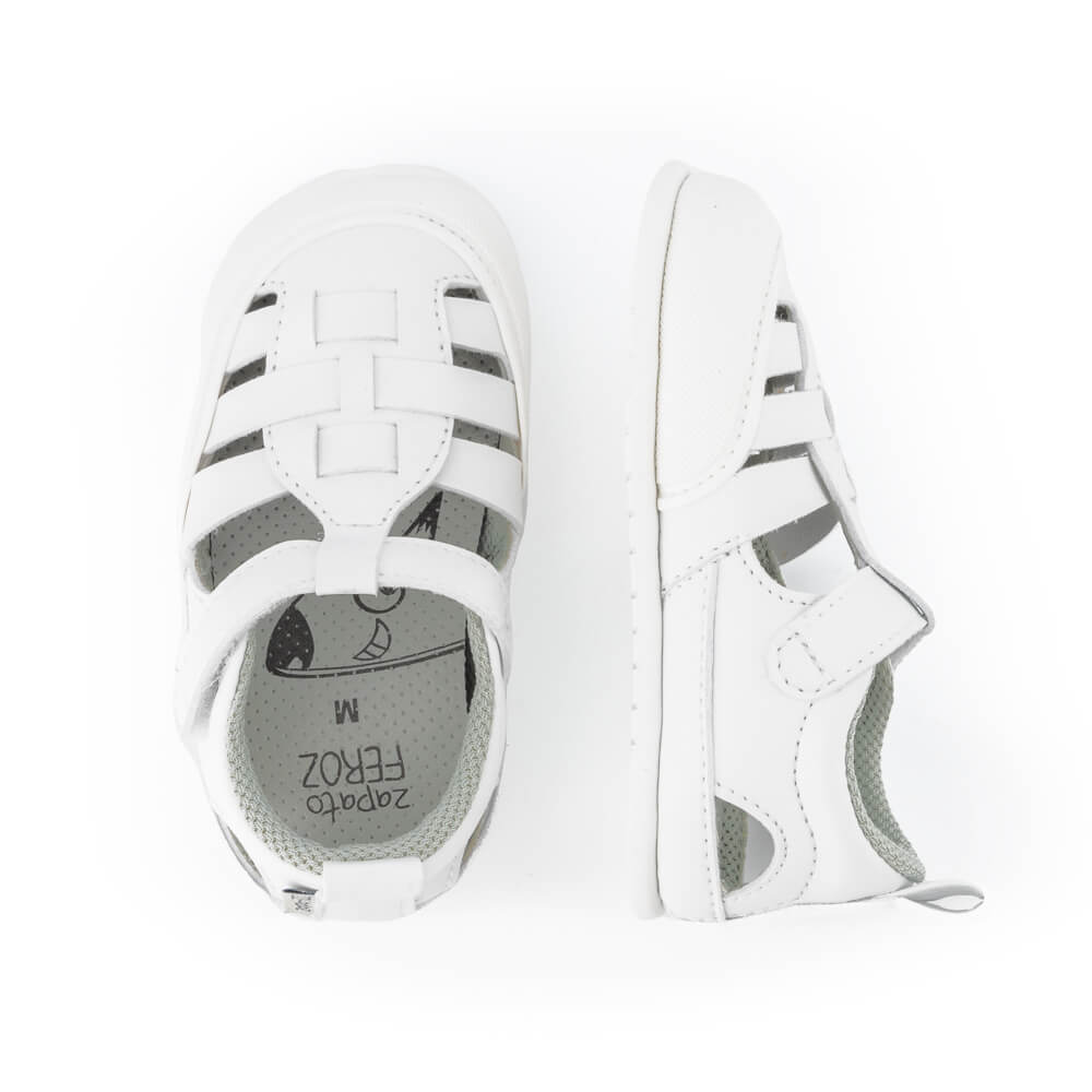 sandalias respetuosas movimiento libre bebes color blanco marron puntitos tabarca ulises feroz ss24