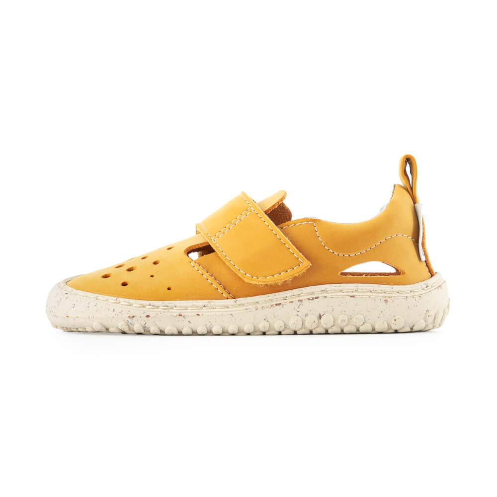 zapatos barefoot saludables ninos ninas color amarillo mostaza benisa rocker ss24