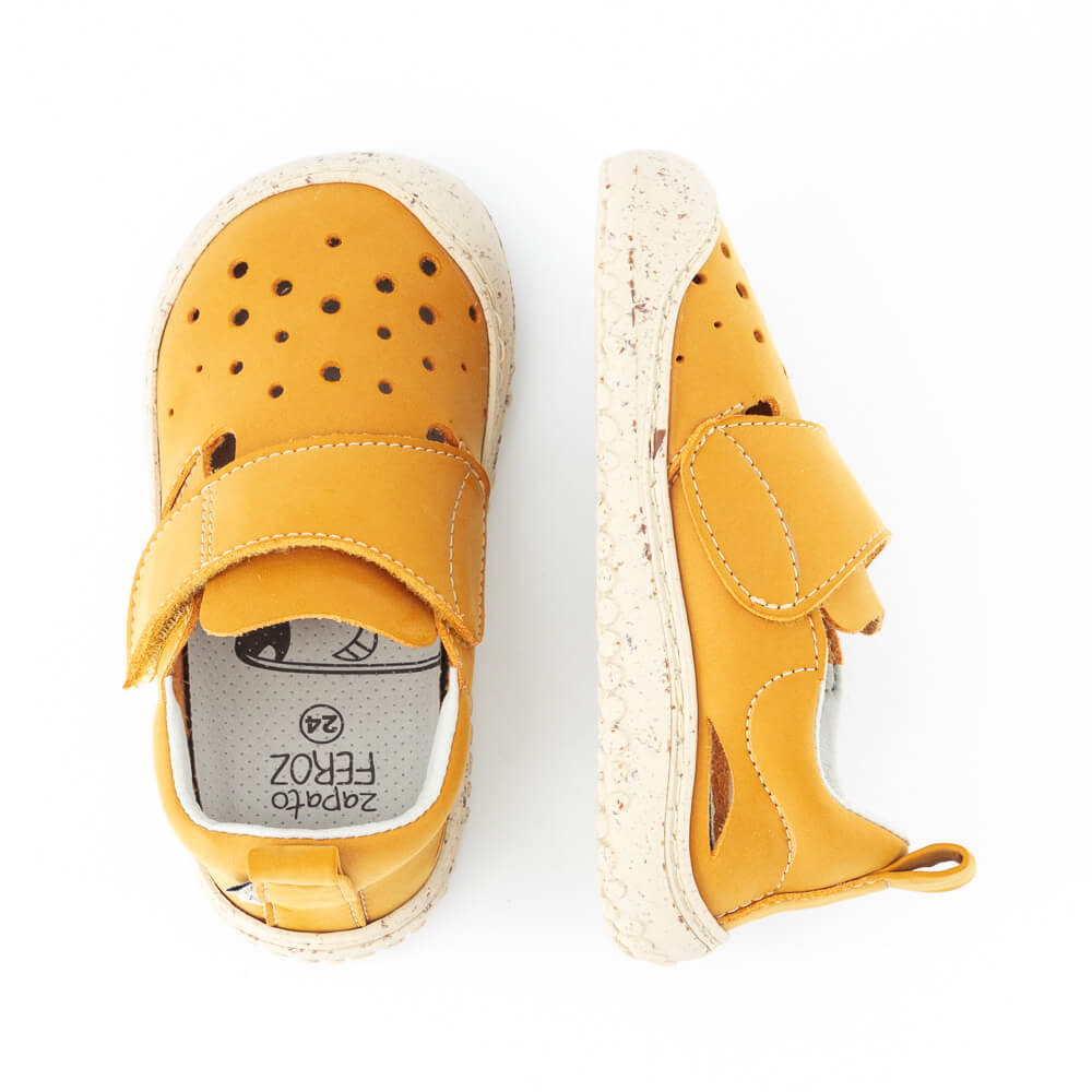 zapatos barefoot saludables ninos ninas color amarillo mostaza benisa rocker ss24
