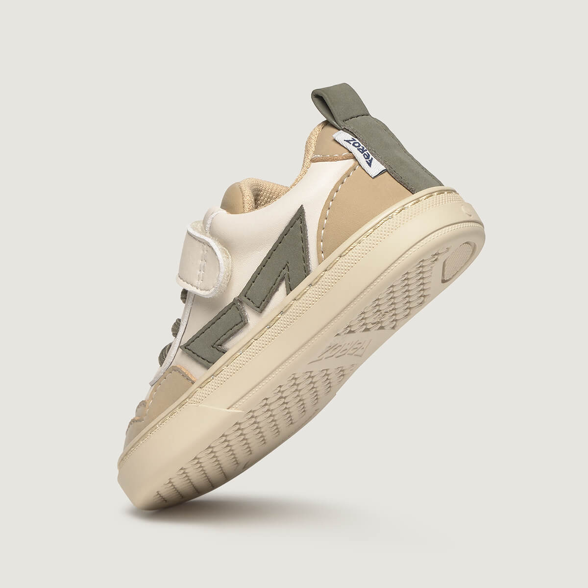 Detalle Faura Rocker | Beige Piedra Kaki Microfibra Micronobuck