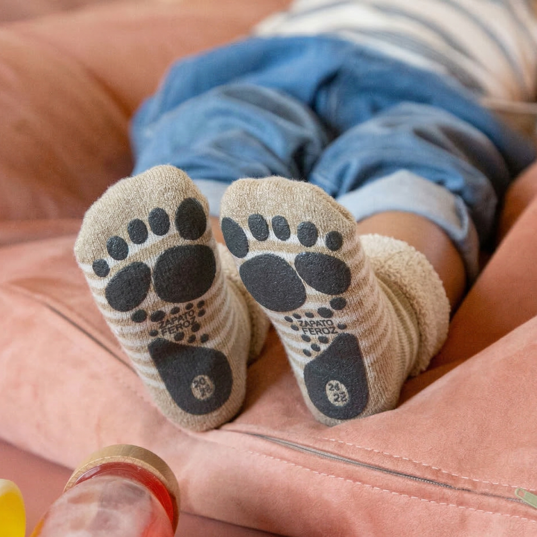 Calcetin-Antideslizante-Beige-