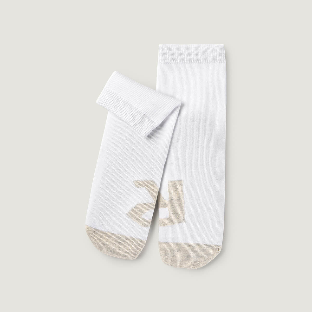 calcetines deportivos altos color blanco escolar con forma pie ninos infantil aw26 02