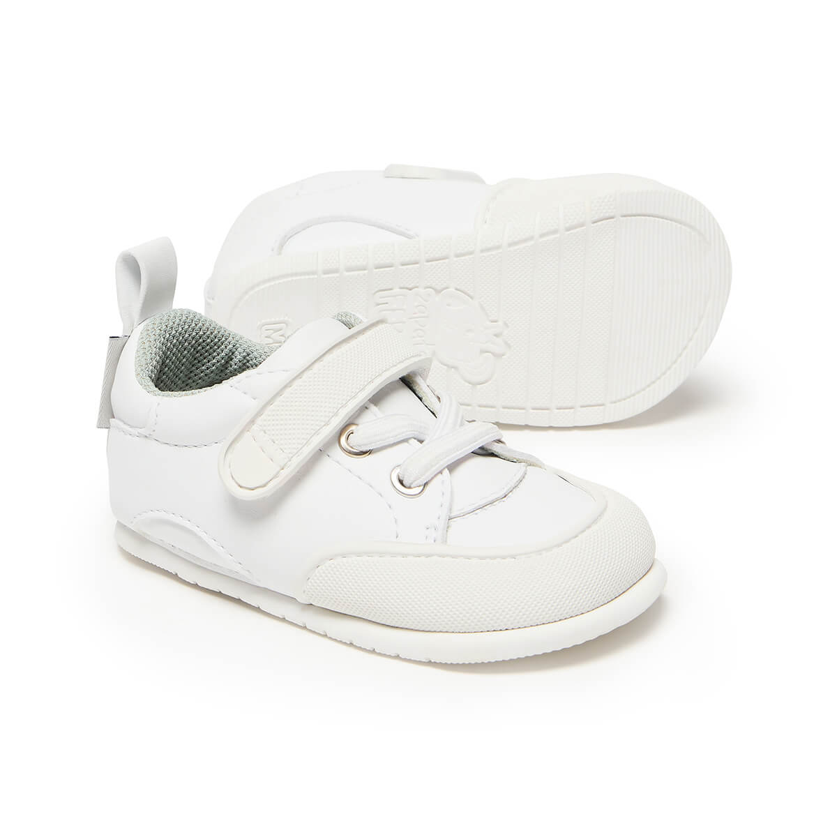 calzado bebe barefoot resistente traspirable velcro cordones color blanco ibi feroz aw24 02