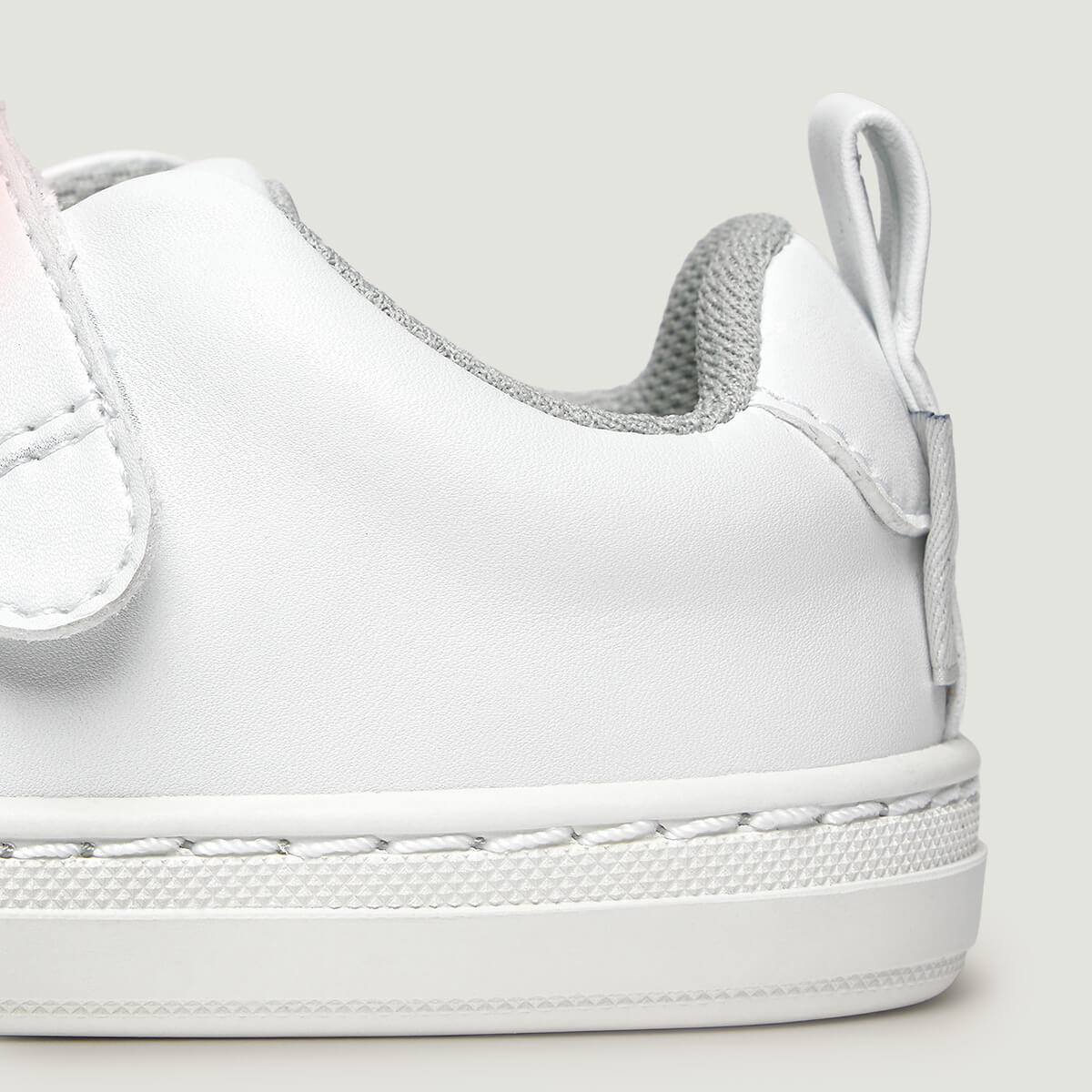 calzado colegio respetuoso saludable pisada natural consciente ninos color blanco valencia rocker escolar aw26 03