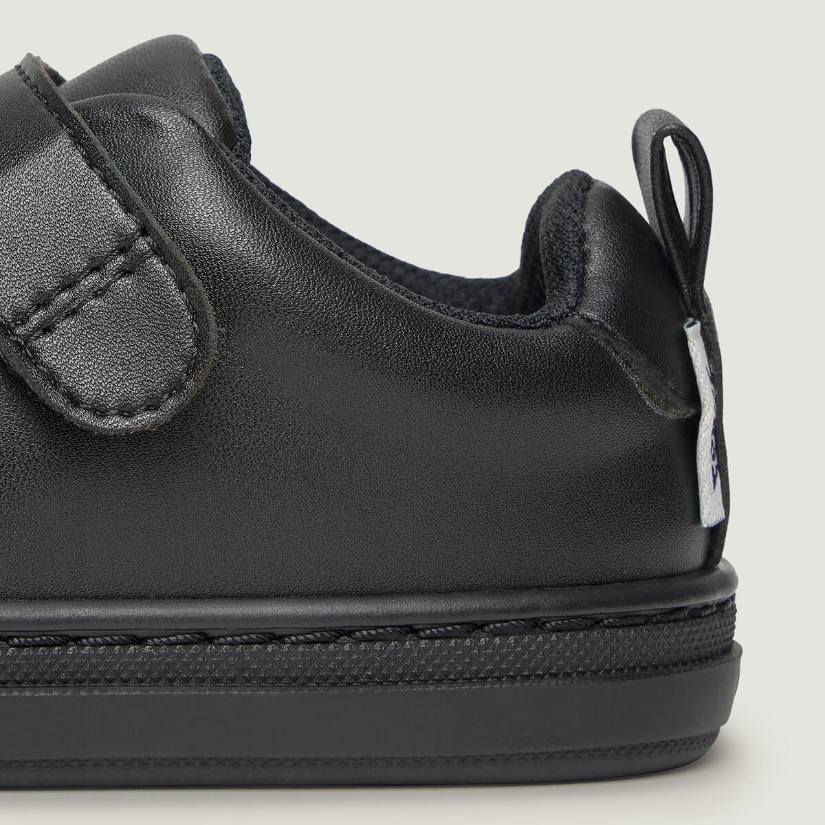 calzado uniforme barefoot primavera verano sensacion andar descalzo ninos color negro turia rocker escolar aw26 03
