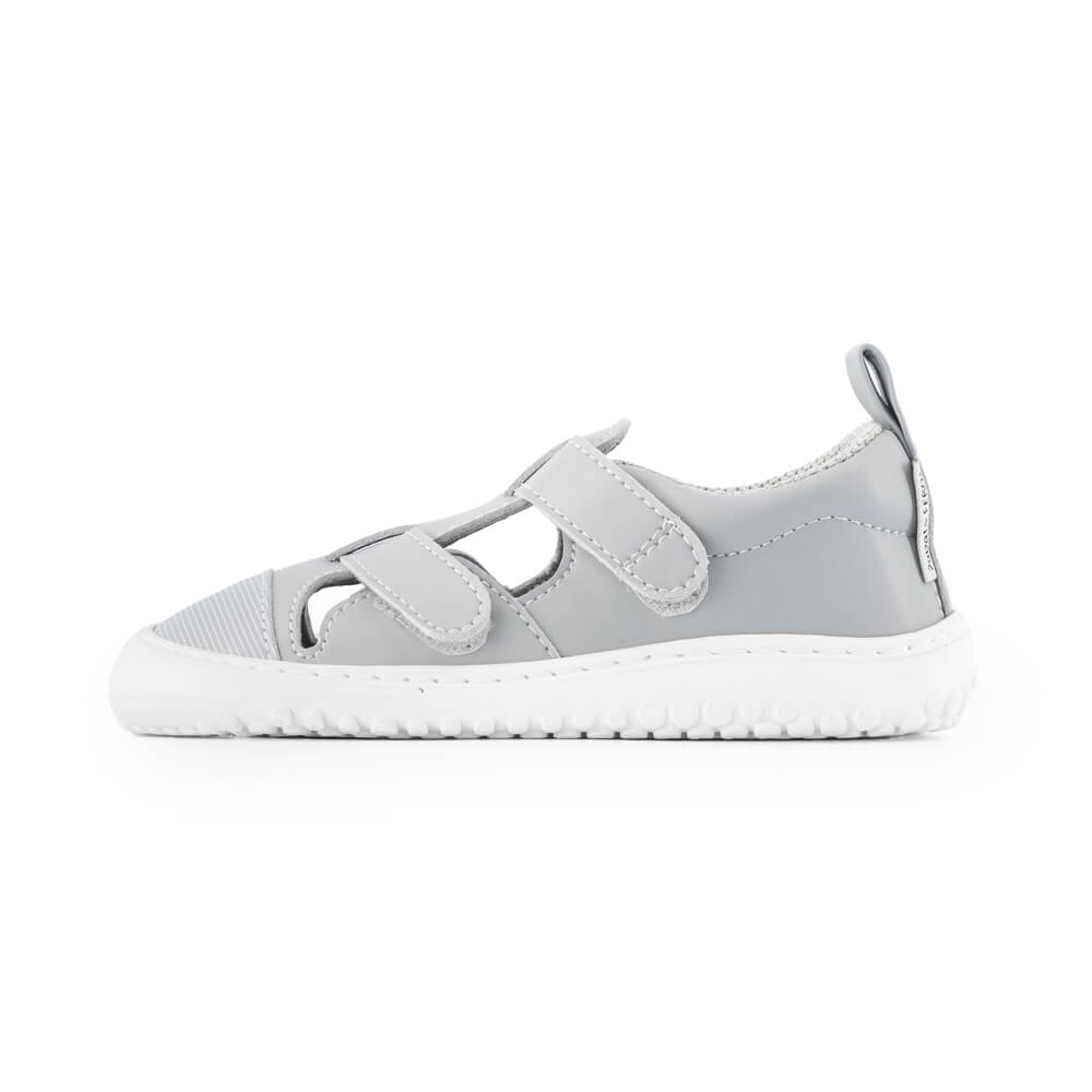 sandalias respetuosas forma crecimiento pie espacio dedos ninos ninas color gris javea rocker ss24  