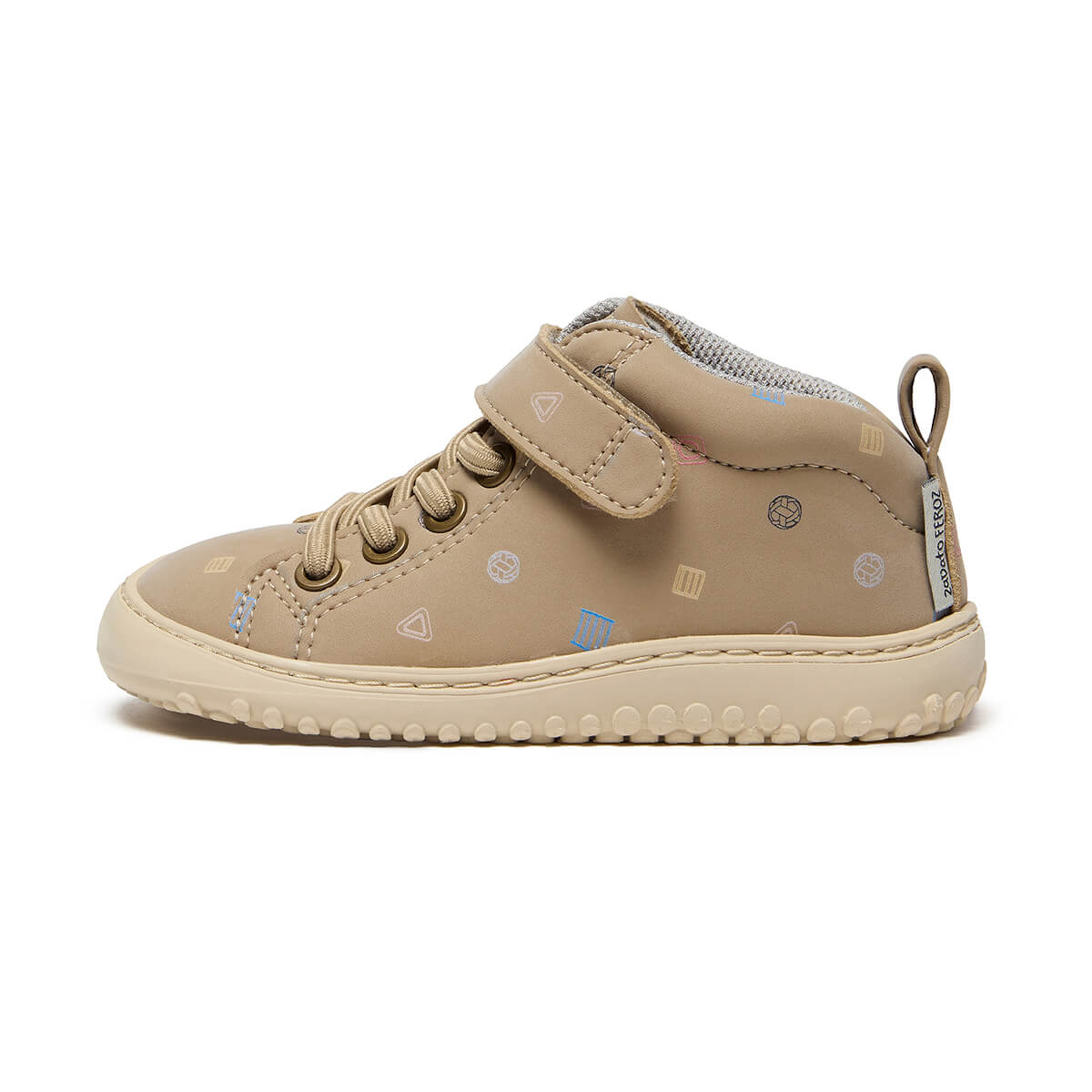 zapatillas botas botines cordones velcro microfibra nobuck ninos ninas color beige piedra pikler jucar rocker aw24 01