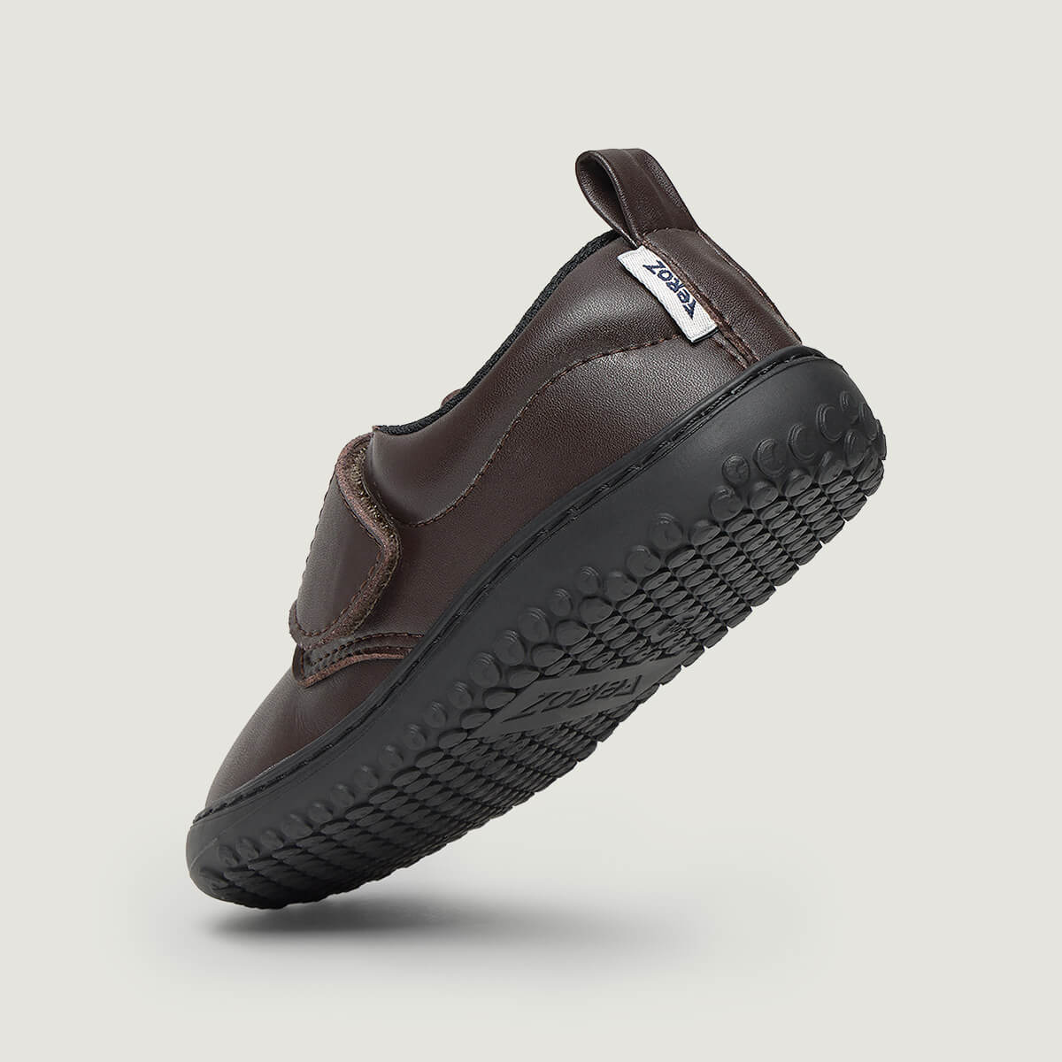 Detalle zapatillas colegio escolares garbi rocker | Marrón Microfibra