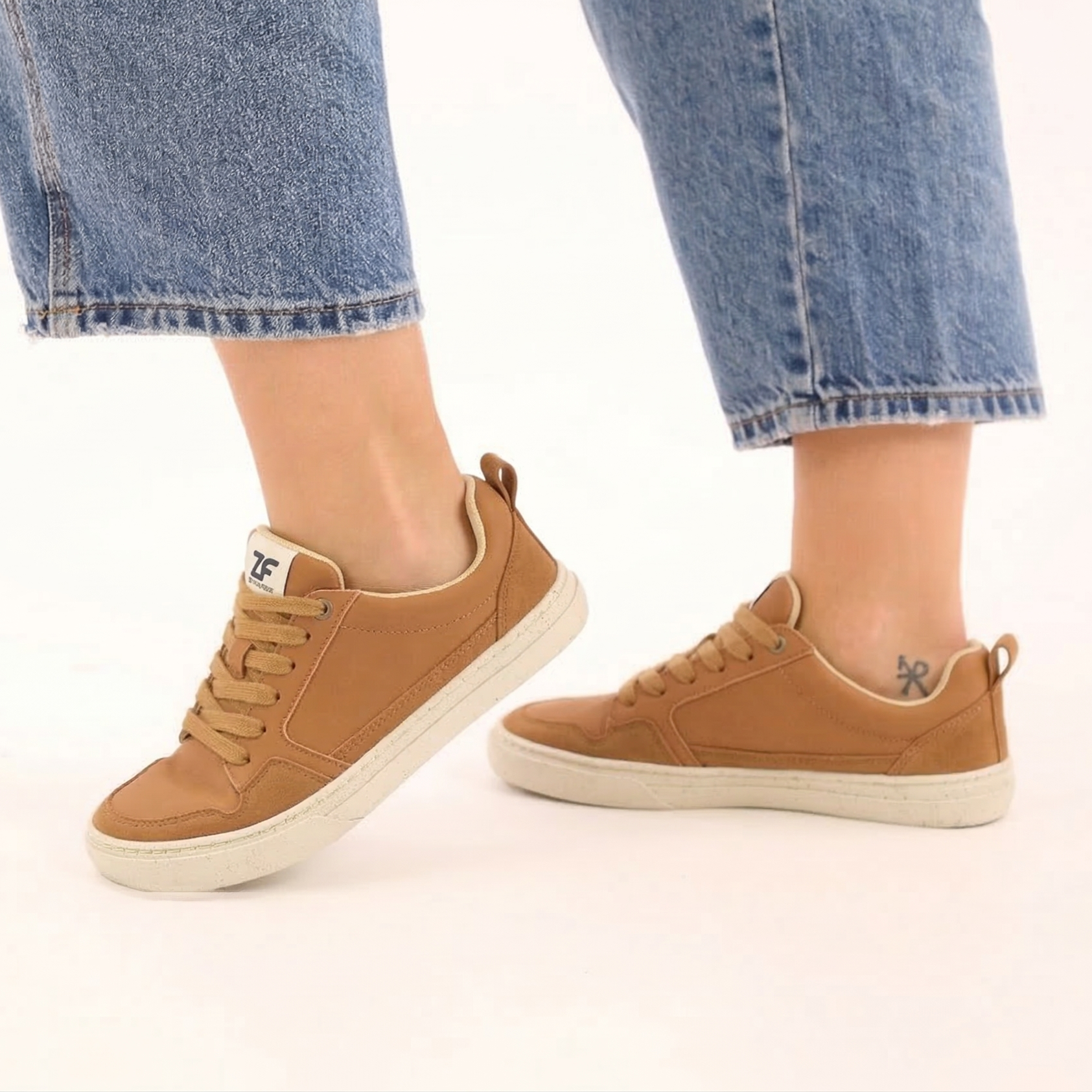 zapatillas-respetuosas-microfibra-vegana-old-school-ligeras-blanditas-adulto-adolescentes-cheste-freekers-aw24-Zapato-Feroz