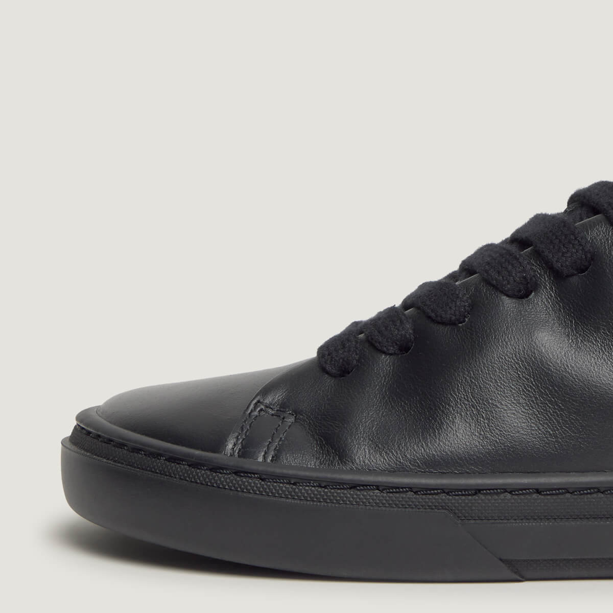 Detalle Turia freekers  | Negro Piel